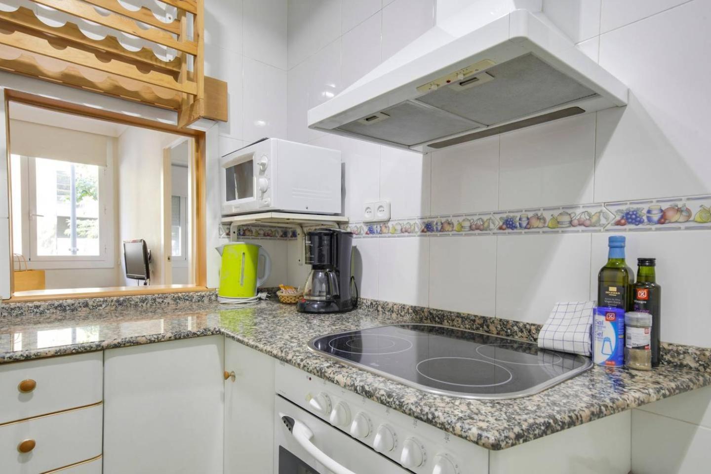 Cozy 2 Bedroom Next To Arc De Triomf Barcelona Exterior photo