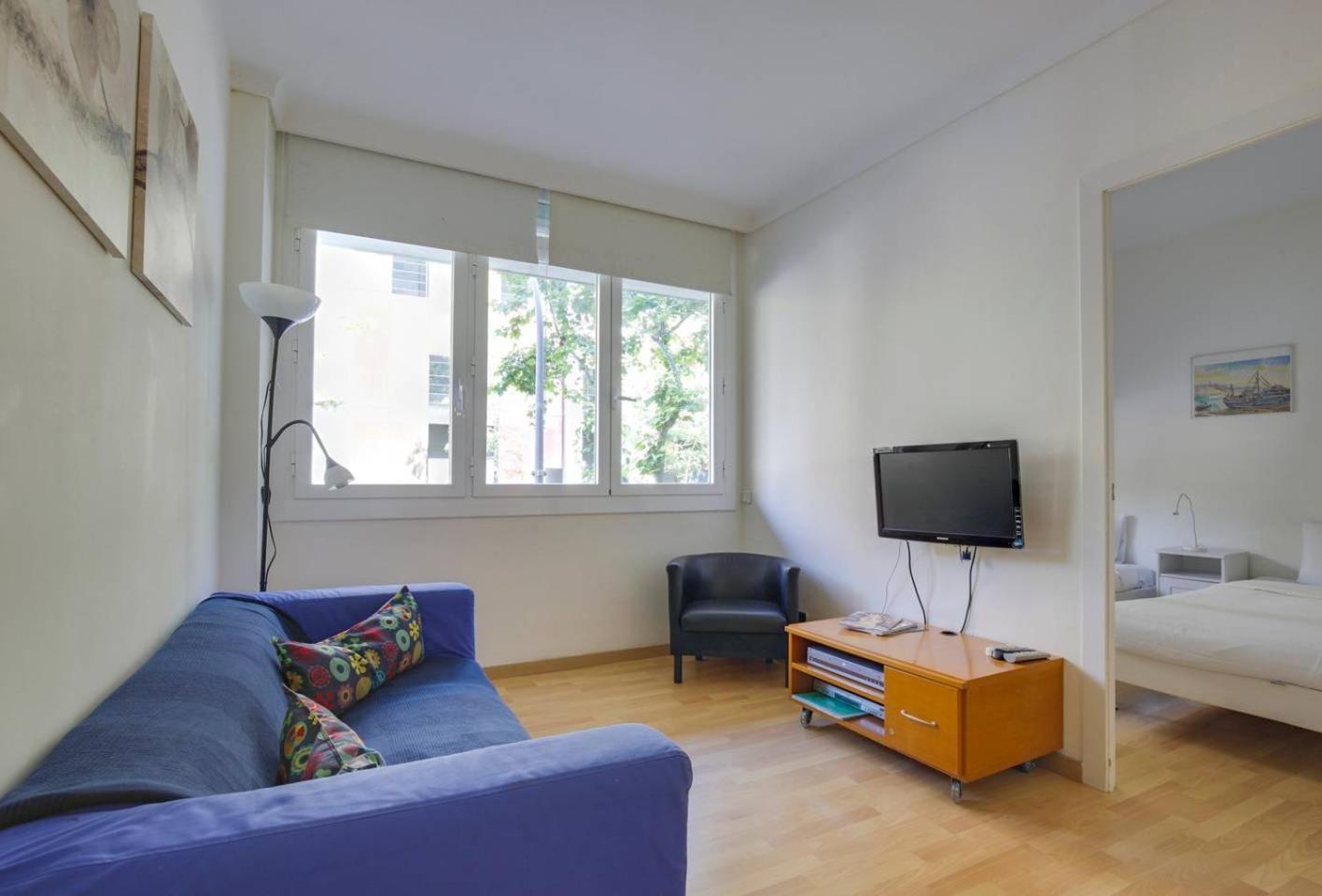Cozy 2 Bedroom Next To Arc De Triomf Barcelona Exterior photo