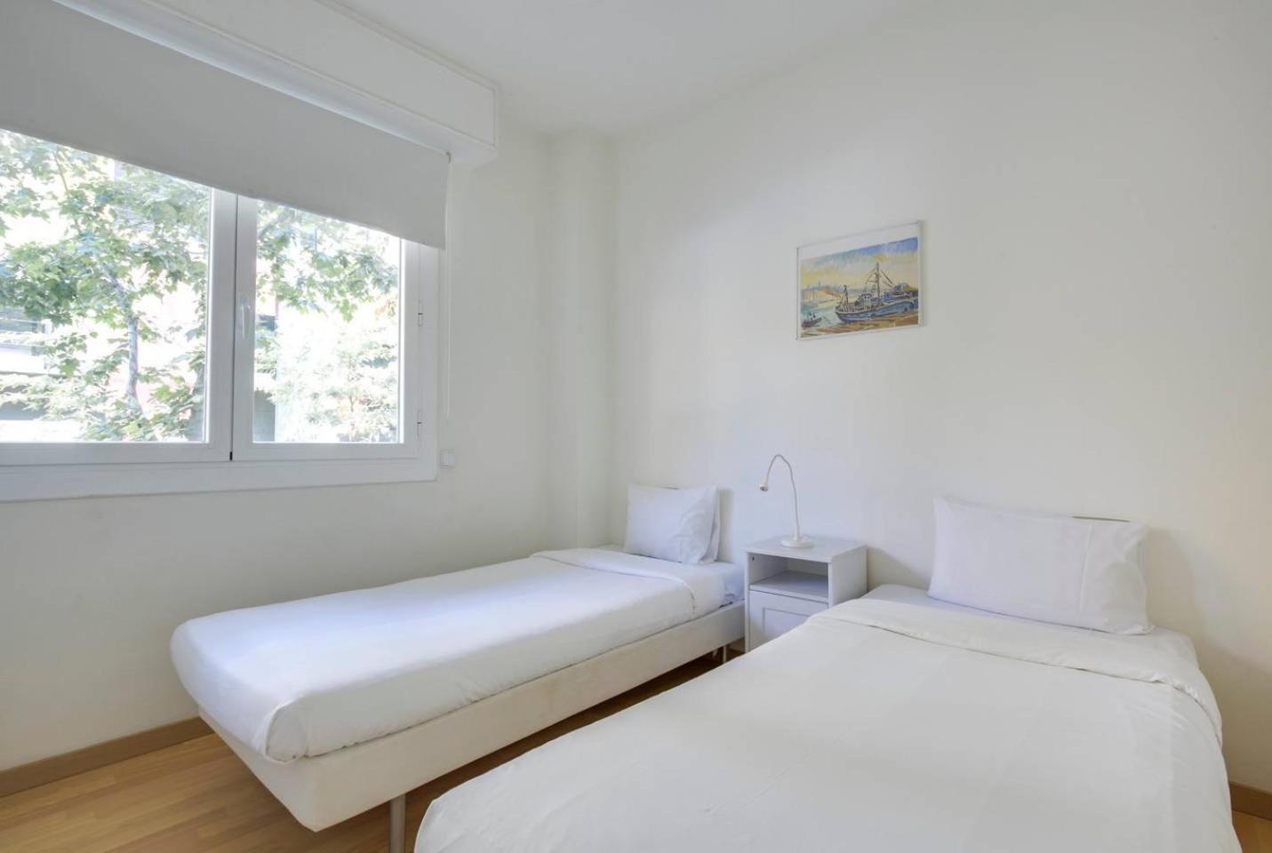 Cozy 2 Bedroom Next To Arc De Triomf Barcelona Exterior photo